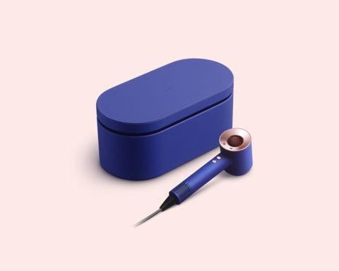 a blue box with a fountain pen next to it at La Casa di Peppe in Positano
