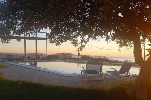 CRISTELIA SEAFRONT & POOL VILLA – Photos 3