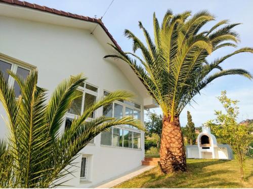 Сад в Preciosa Casa de Campo + Playa + Jardín + Mascotas