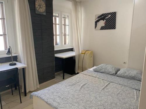 Posteľ alebo postele v izbe v ubytovaní Studio apartman "Arna"