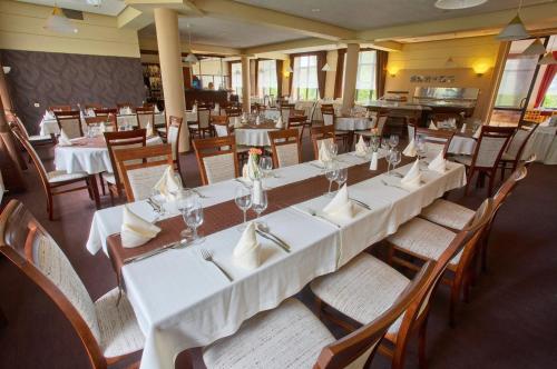 Εστιατόριο ή άλλο μέρος για φαγητό στο Hotel Perła Bieszczadów Geovita