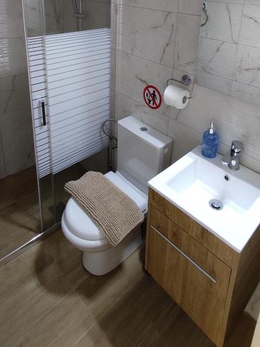 Beautiful Choice - near Athens airport - 50m from the sea - IQ+