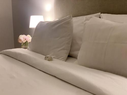 Ένα ή περισσότερα κρεβάτια σε δωμάτιο στο Soar Luxury Studio en el centro de Salta