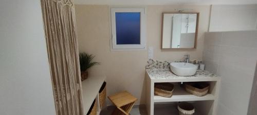 Fotografie z fotogalerie ubytování Au Cabanon v destinaci Saint-Laurent-dʼAigouze