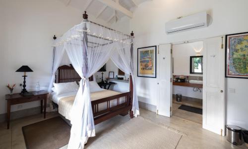 Katil atau katil-katil dalam bilik di Taru Villas Mawella - Tangalle