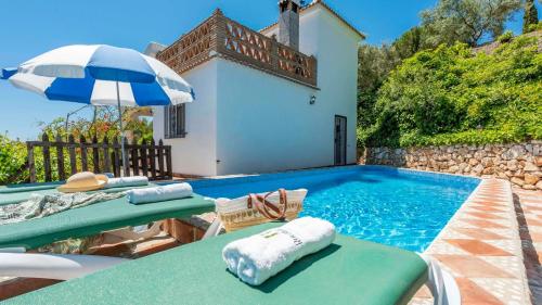 Cortijo la Joya Cómpeta by Ruralidays