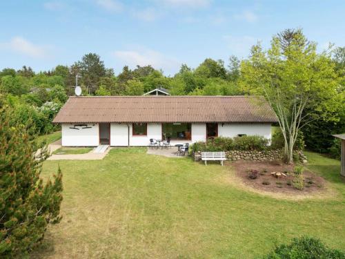 Zahrada ubytování Holiday Home Merita - 1-1km from the sea by Interhome