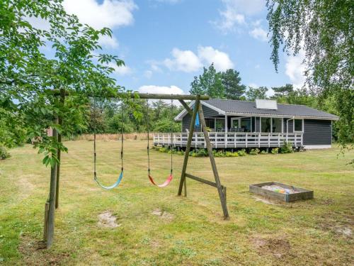 Zahrada ubytování Holiday Home Giertrud - 500m from the sea by Interhome