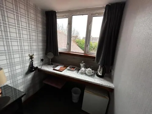 Acer Lodge Guest House photo 5