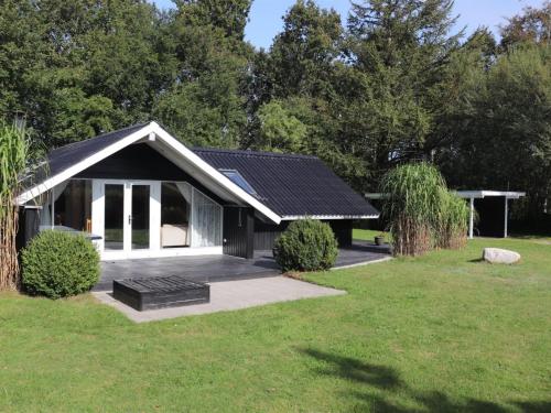 Zahrada ubytování Holiday Home Anninka - 28km from the sea by Interhome