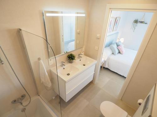 Kúpeľňa v ubytovaní Nerja Paradise Rentals - Villa Encanto