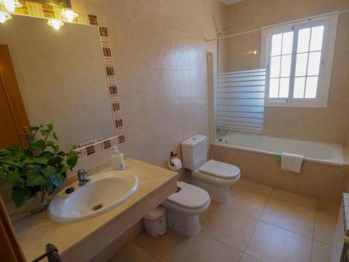 Koupelna v ubytování Nerja Paradise Rentals - Villa El Paraiso