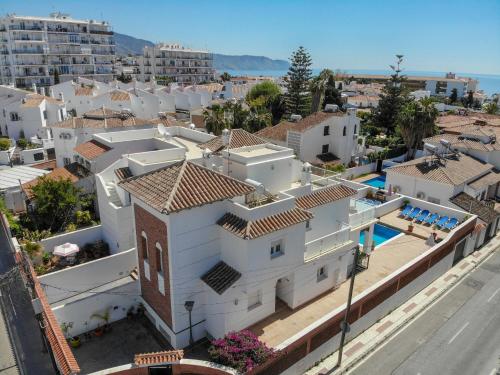Nerja Paradise Rentals - Villa Verania