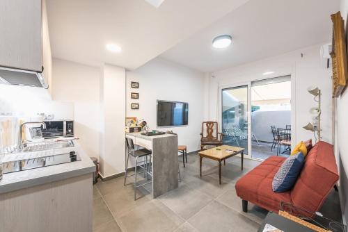 Koukaki Home