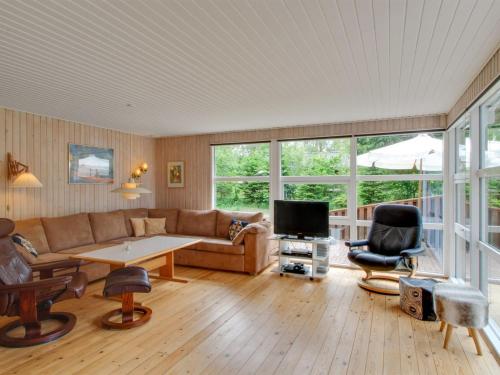 Posezení v ubytování Holiday Home Blazo - 400m from the sea by Interhome