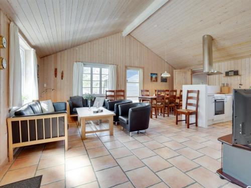 Posezení v ubytování Holiday Home Kristián - 400m from the sea by Interhome