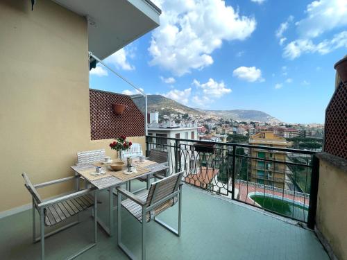 Gallery image of Residenza degli Ulivi - Piscina, campo da tennis, free parking, AC e WI-FI in Pietra Ligure