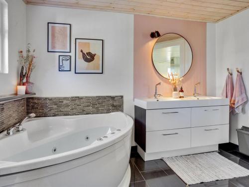 Fotografie z fotogalerie ubytování Holiday Home Svenger - 2km from the sea by Interhome v destinaci Hals