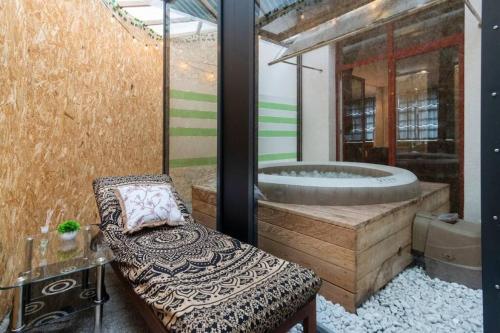 Koupelna v ubytování Miami Lovely romantic Garden apartment with whirlpool