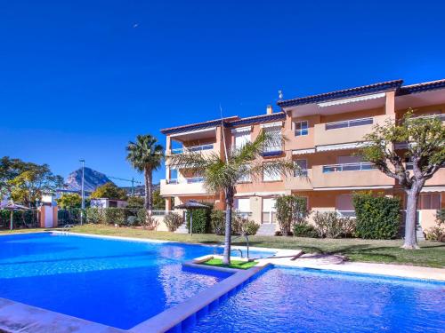 Apartment Jardine de Bolonia Plus by Interhome