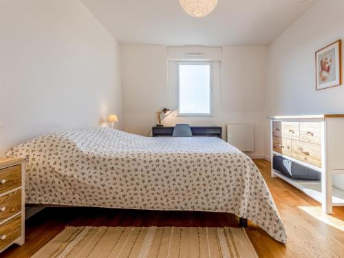 Posteľ alebo postele v izbe v ubytovaní Apartment Les Arts-2 by Interhome