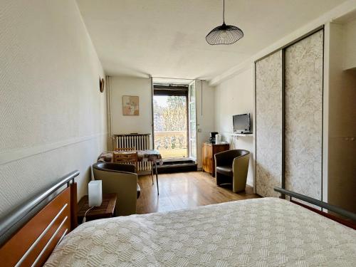 Posteľ alebo postele v izbe v ubytovaní Résidence l'Hermitage - appart face aux thermes