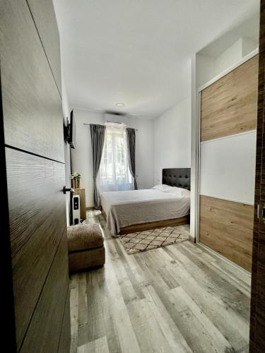 Plaza de Toros by United Renters