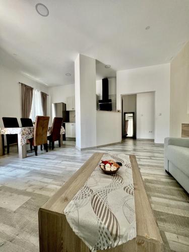 Plaza de Toros by United Renters