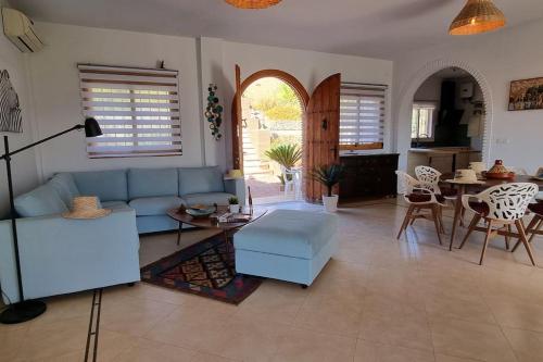 Fotografie z fotogalerie ubytování Villa à la campagne avec vues, piscine, jaccuzi, sauna v destinaci Alora