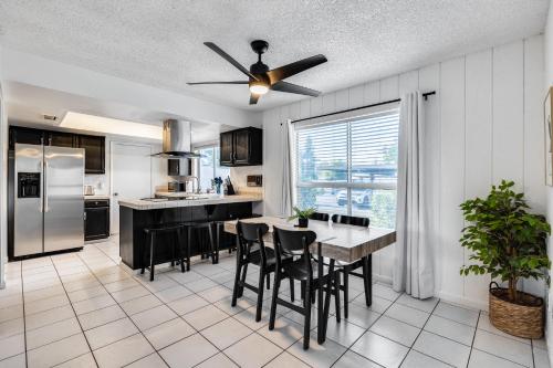 Condo at the Bell Air – Photos 3