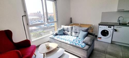 Nice appartment Wifi Balcony free parking close