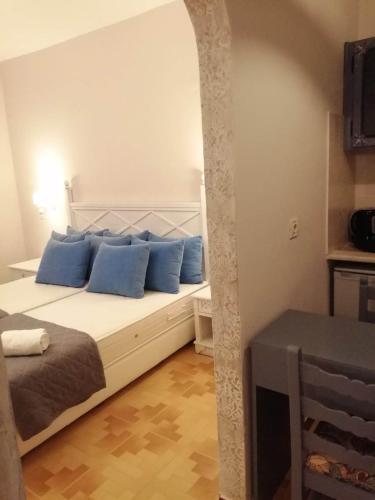 Dionisia apartments