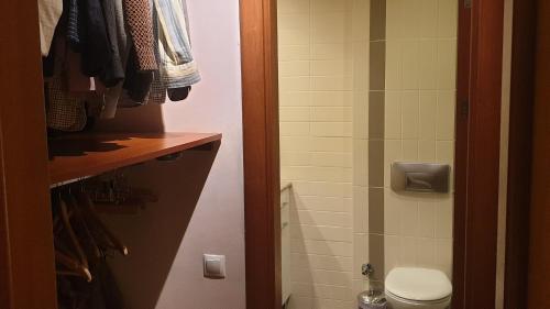 A bathroom at Luxe Residence next to Water Garden Open Mall, International Financial Center & Medical Center
