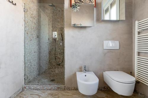 051 Living photo 16
