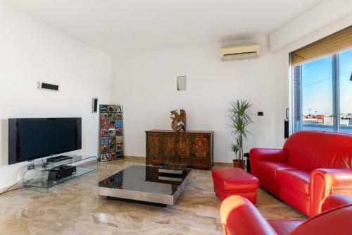051 Living photo 17