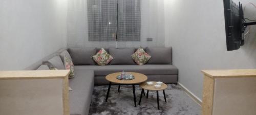 Χώρος καθιστικού στο Résidence Mayssa 1 et Mayssa 2 boujdour appartements meublés