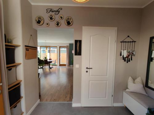 House for Familiy, Friends and Business