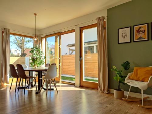 House for Familiy, Friends and Business