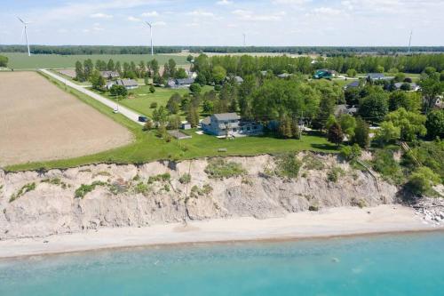 Waterfront Cottage with Private Beach and Hot Tub