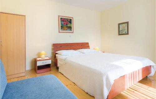 Apartments with parking space Medulin - 20735