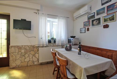 Apartments with parking space Premantura, Medulin - 20752
