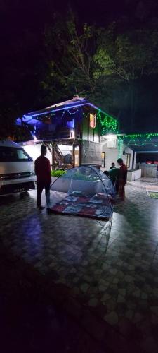 Επισκέπτες που μένουν στο Hometostay Bokbak Kupang