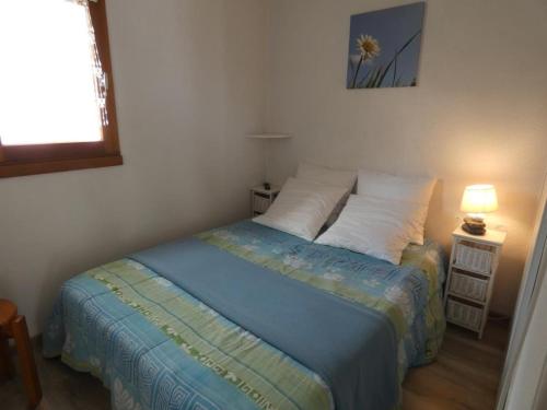 Posteľ alebo postele v izbe v ubytovaní Maison 30m² avec piscine, terrasse, vélos, proche plage - Notre-Dame-de-Monts - FR-1-540-186