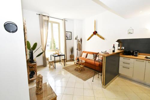 Tou'Can YourHostHelper