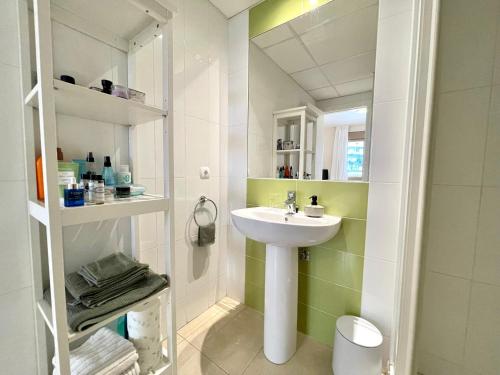 Koupelna v ubytování 2 Bedrooms Apartment in Calpe LARIMAR