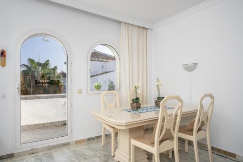 Benalmadena with sauna by Costarentals - Ref 72