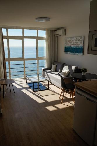 Posedenie v ubytovaní beachfront apartment