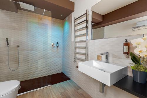 Un baño de Bhotel