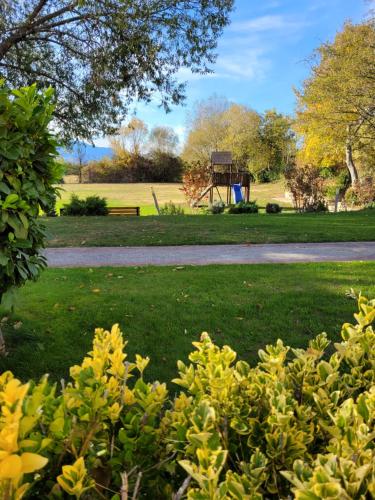 Sodas prie apgyvendinimo įstaigos Guesthouse Green Fields