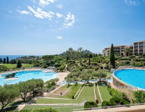 Village pierre et vacances cap Estérel, vue mer et Estérel, classé 3 étoiles